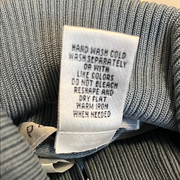 Pursuits Ltd Smokey Blue Ribbed Silk Knit Turtleneck Sweater Size Small - Picture 6 of 8